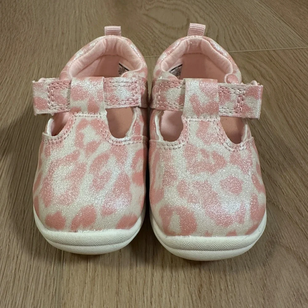 Carters Maggie Pink Leopard Glitter Mary Jane Sneakers Baby Girls Size 3M